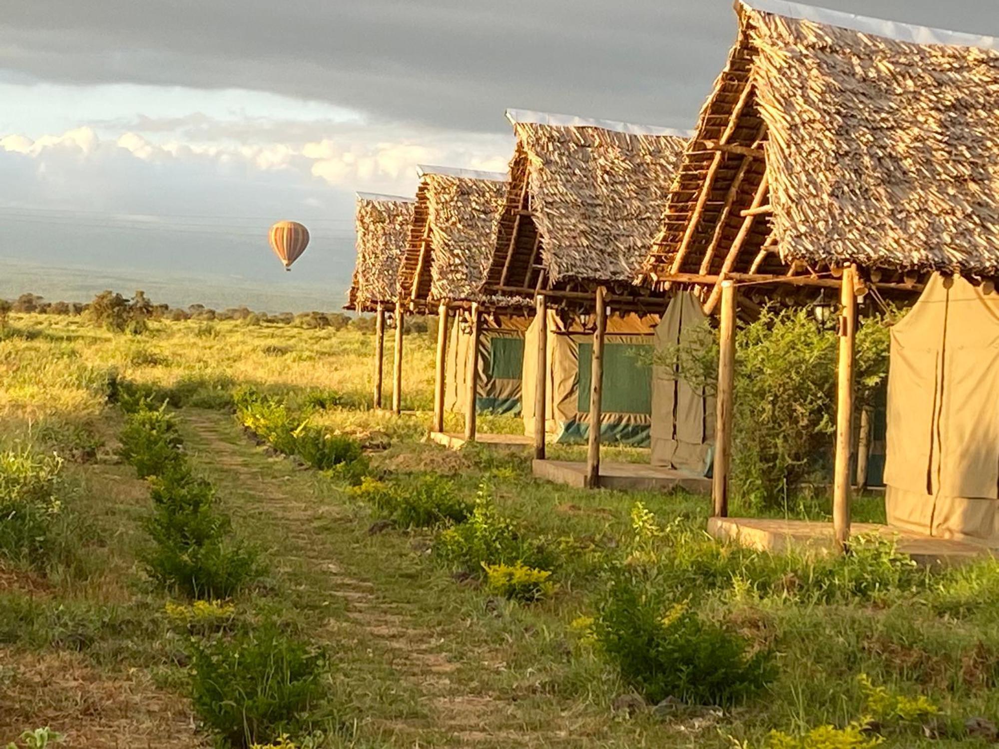 Amboseli Discovery Camp Buitenkant foto