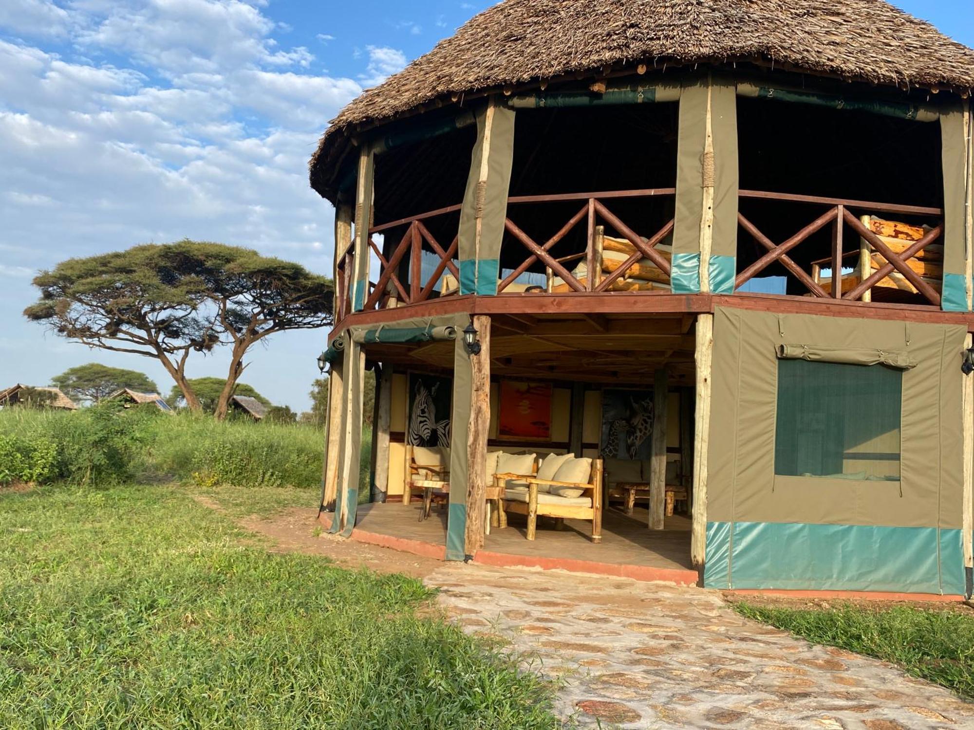 Amboseli Discovery Camp Buitenkant foto