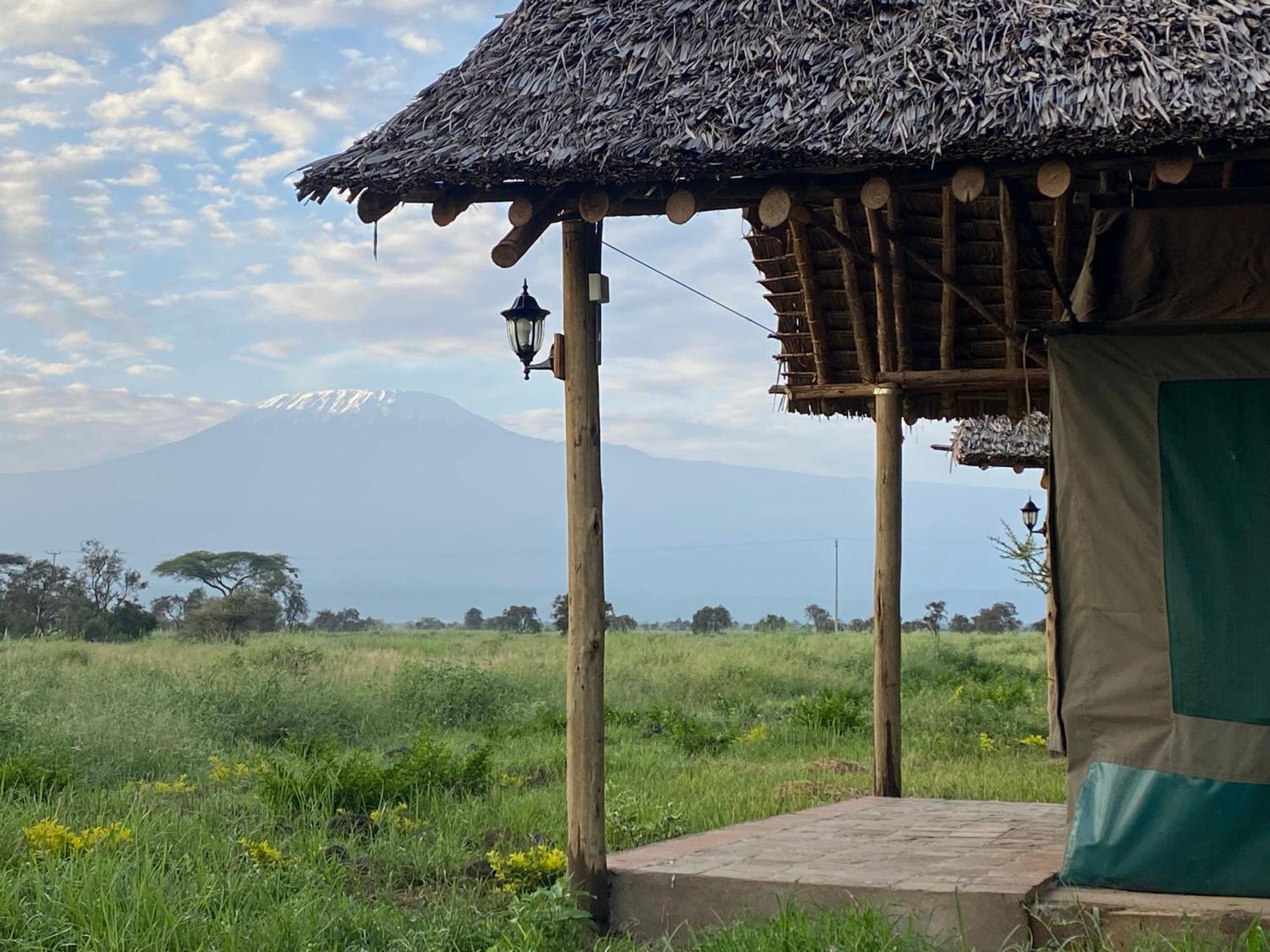 Amboseli Discovery Camp Buitenkant foto