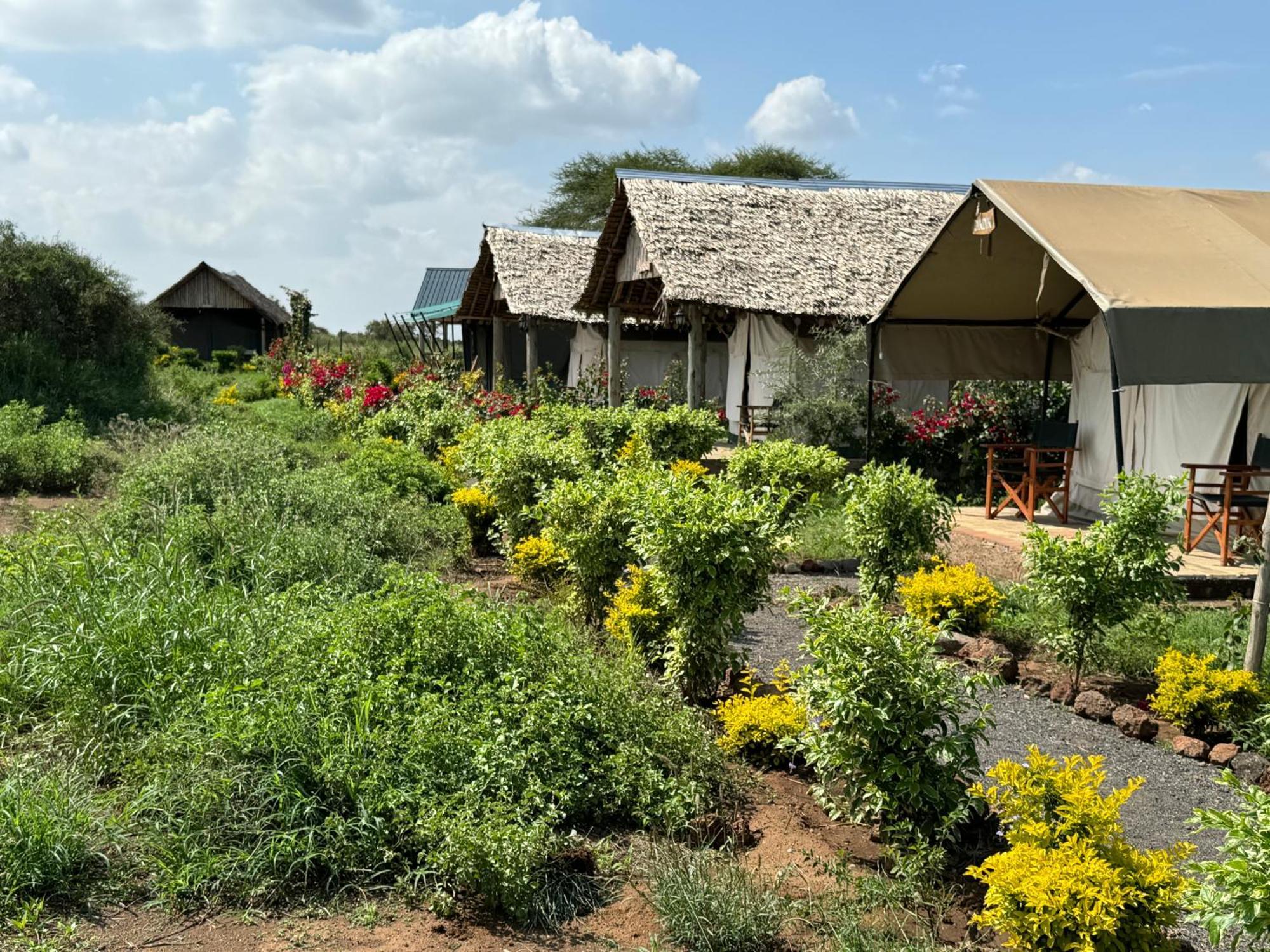 Amboseli Discovery Camp Buitenkant foto